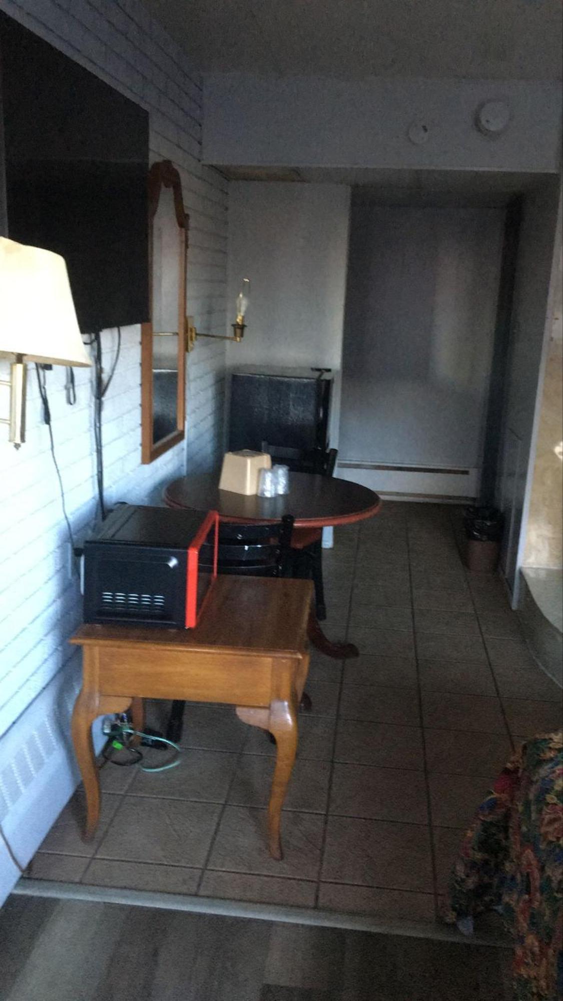 Dorchester Motel 파밍턴힐스 외부 사진