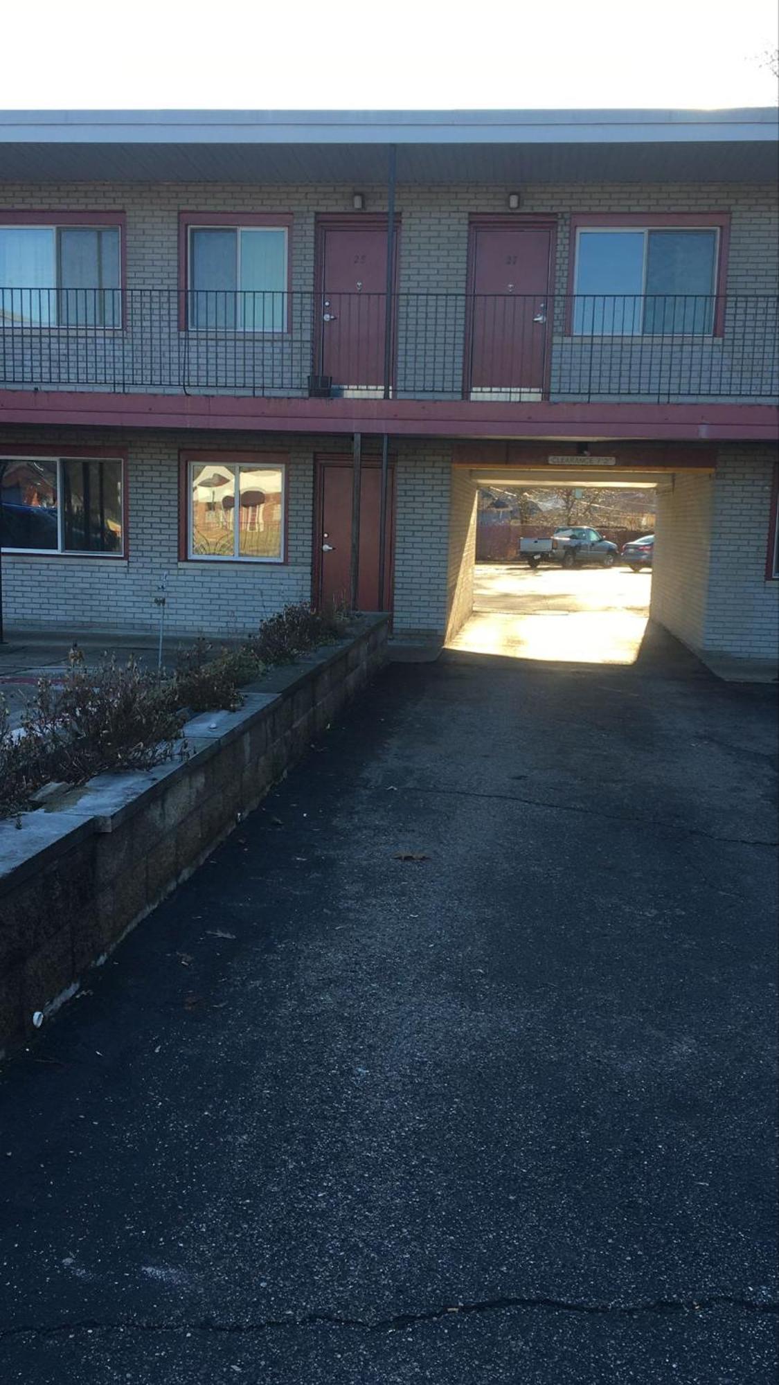 Dorchester Motel 파밍턴힐스 외부 사진