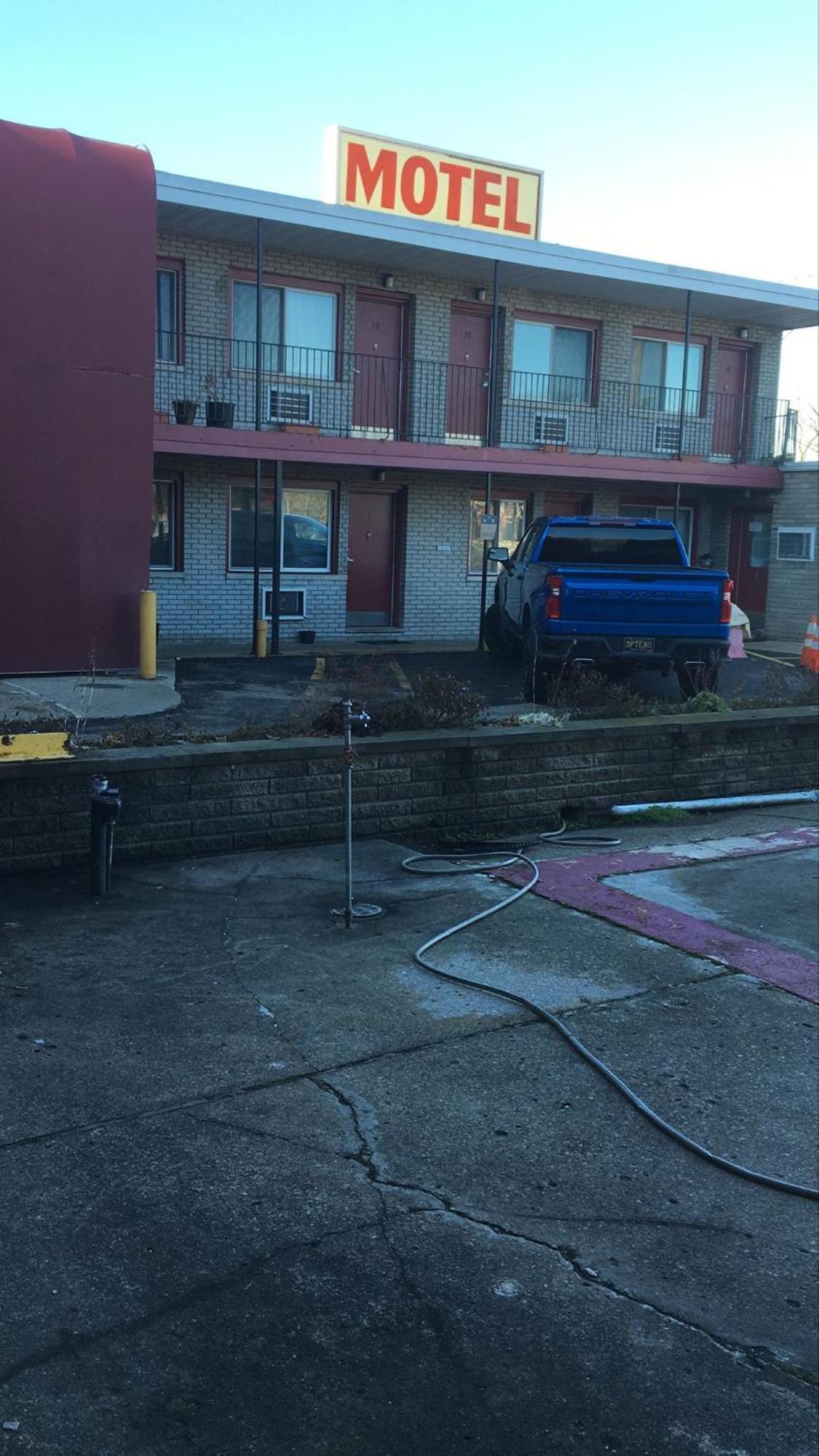 Dorchester Motel 파밍턴힐스 외부 사진